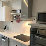 Vue Tour Eiffel Et 5 Minutes Des Champs-Elysees Appartement 2 Chambres Paris 16 Etoile