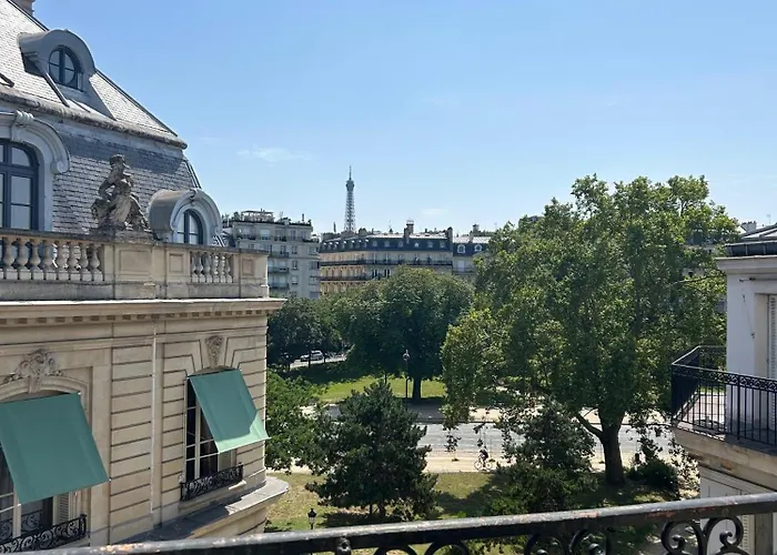 Vue Tour Eiffel Et 5 Minutes Des Champs-Elysees Appartement 2 Chambres Paris 16 Etoile